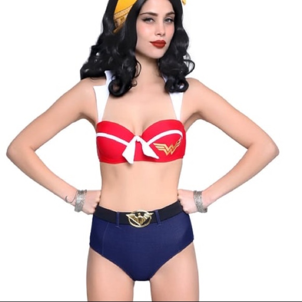 DC Bombshells Wonder Women Swim Bikini Bottoms - XL NWT